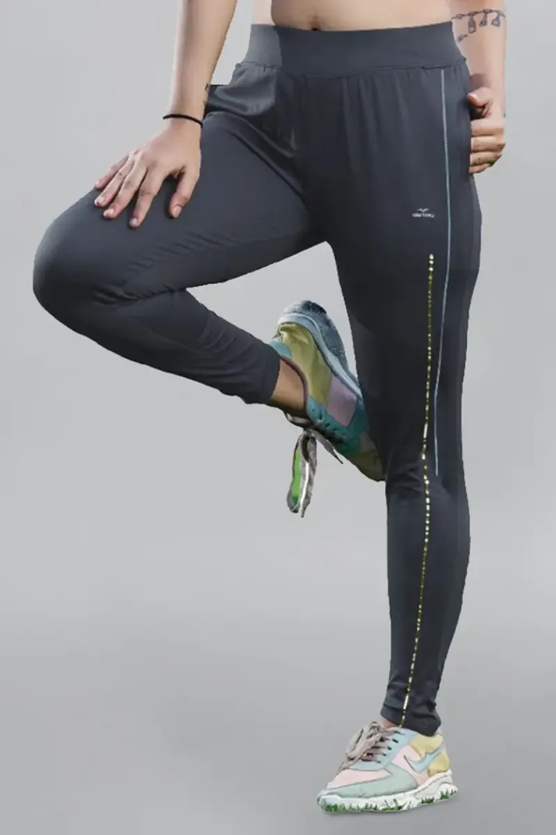 Derkley Cotton Regular Fit Track Pant for Women