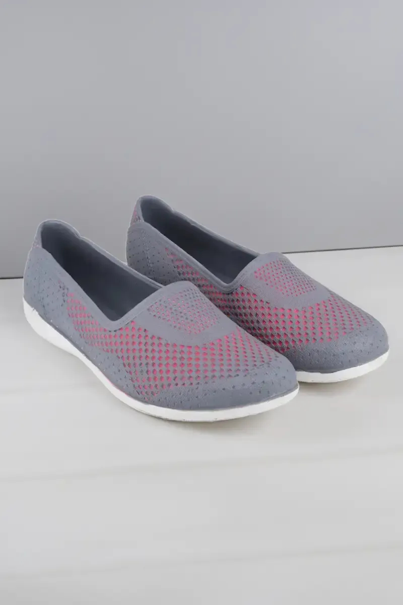 Breathable Slip-On Comfort Shoes