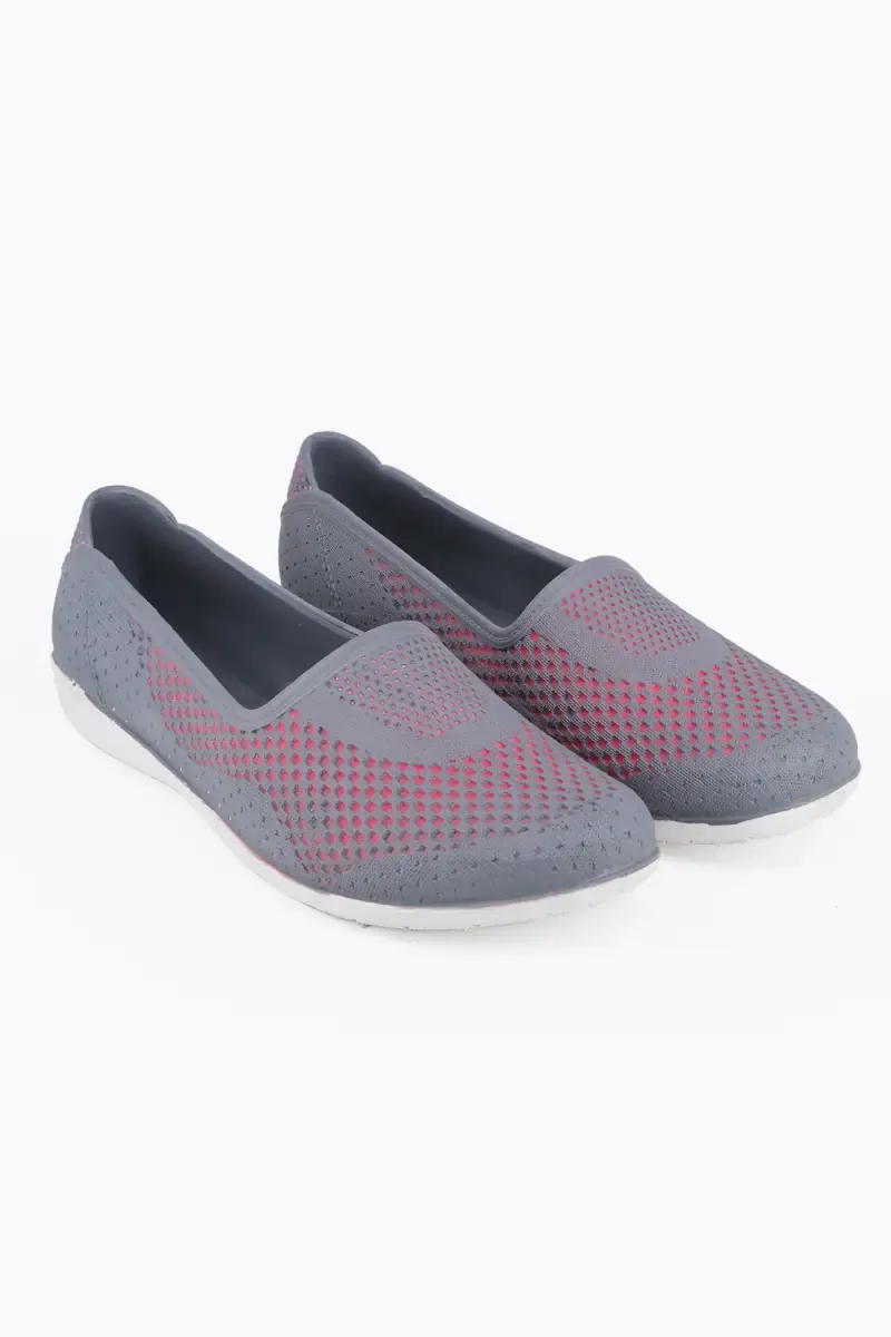 Breathable Slip-On Comfort Shoes