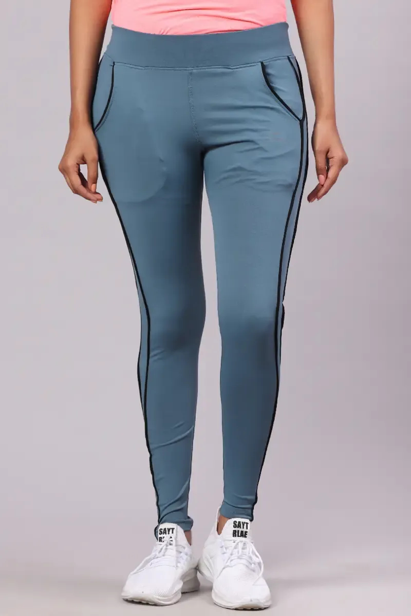 Derkley Cotton Lycra Blend Solid Track Pant for Women