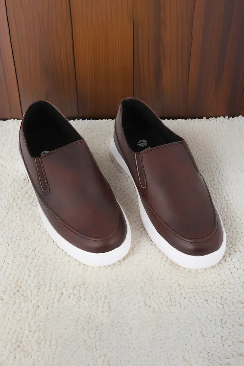Solid Slip-on Casual Shoes for Men