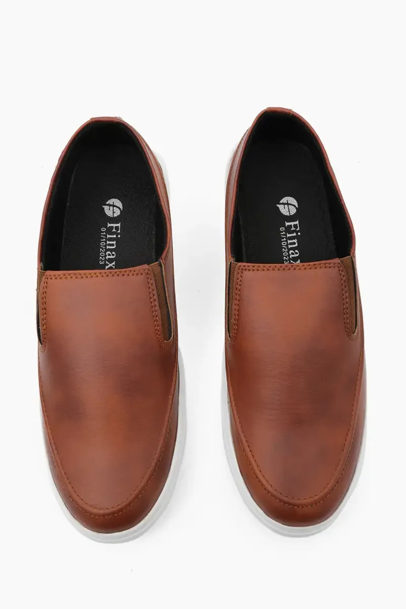 Solid Slip-on Casual Shoes for Men
