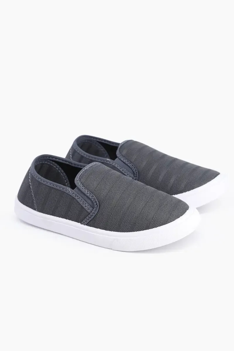 Slip-On Casual Sneakers with Extra Max Cushion for Boys