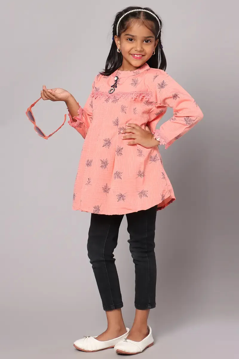 Girl's Polyester Printed Top (4 - 17 Yrs)
