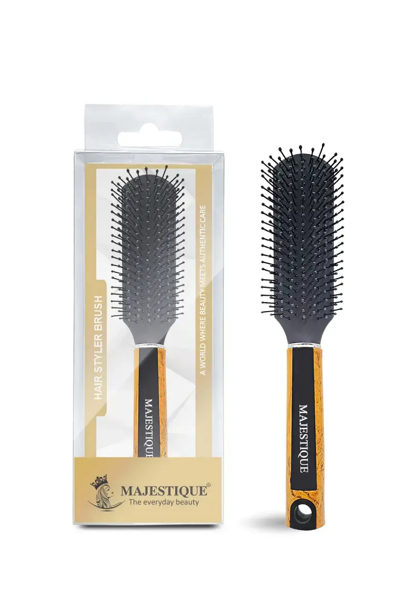 Hair Styler Brush (Wooden) - Pack of 1