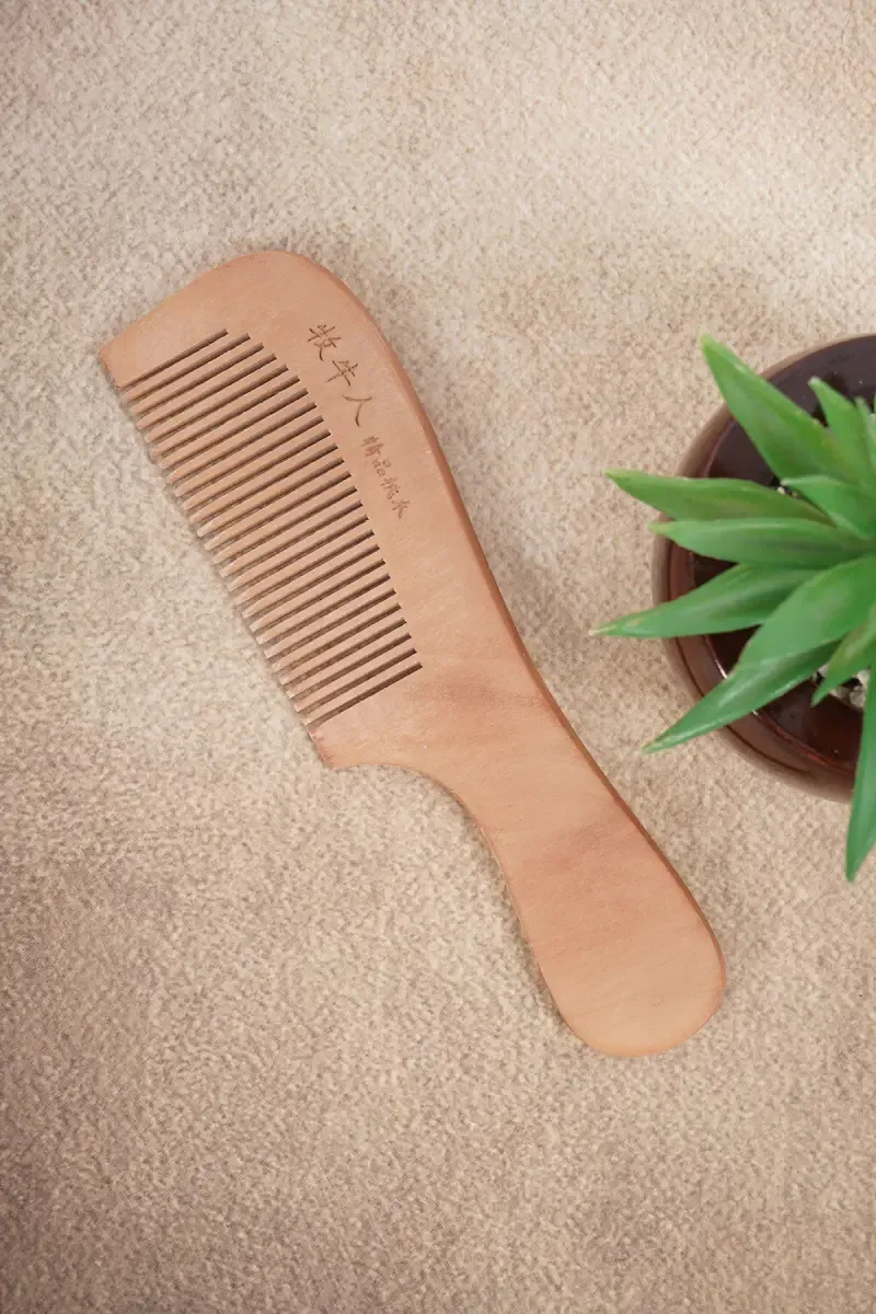 Wooden Hair Comb (Brown) - Pack of 1 