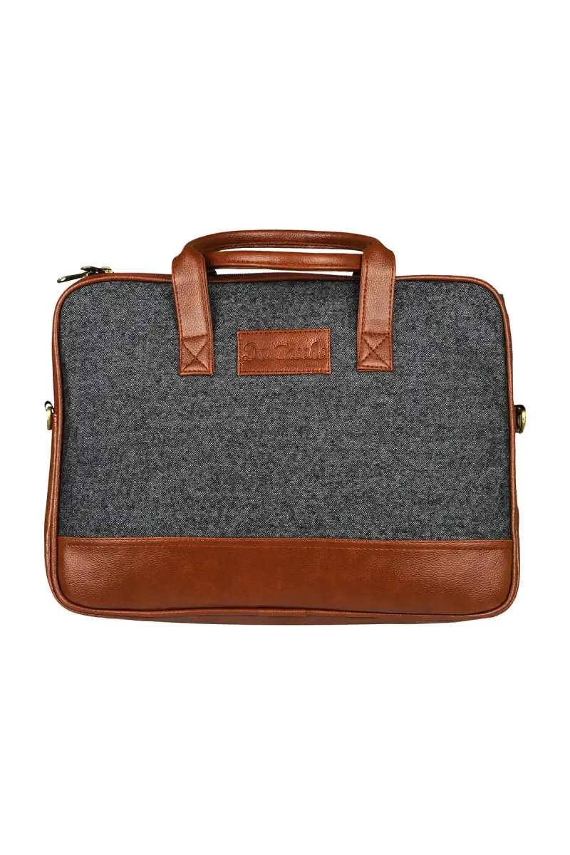 15.6 Inches Waterproof Laptop Messenger Bag for Unisex