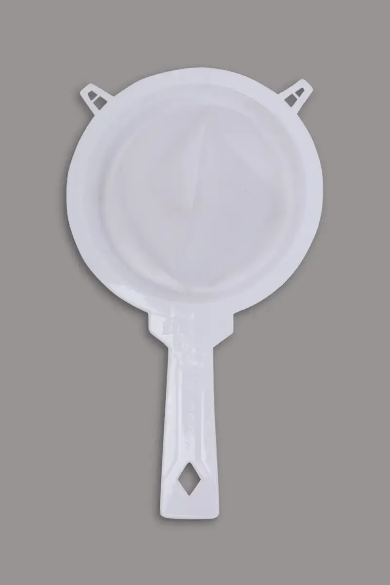 Plastic Strainer - 21 x 12 cm