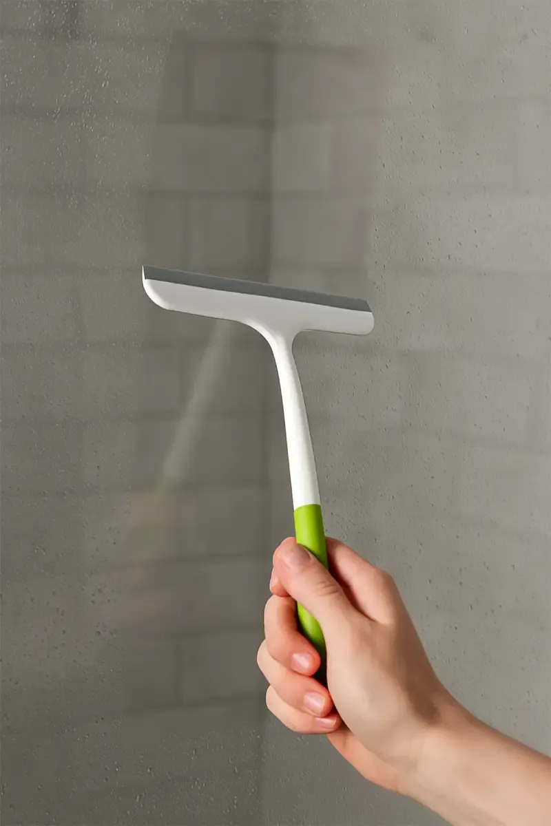 Plastic Multi-Surface Cleaning Wiper - 32 Cm