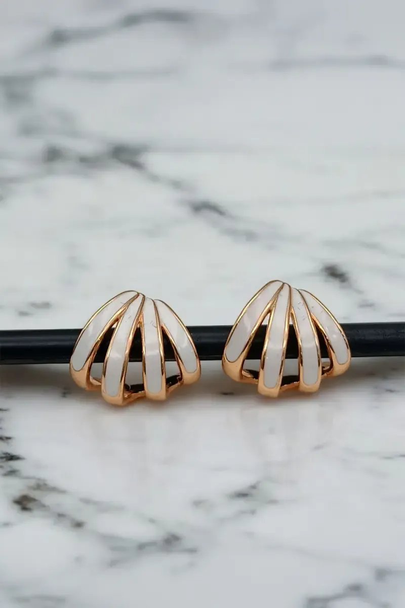 Shell Design Stud Earrings with White Enamel for Women