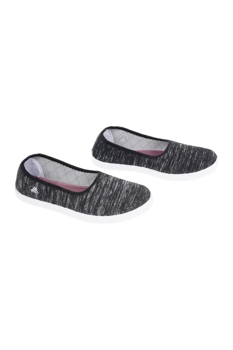 Slip-On Shoes for Women - Comfortable, Durable & Trendy