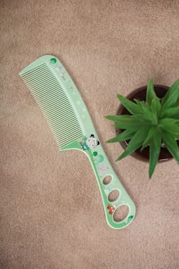 SST Printed De-tangling Comb with Handle (Green) - Pack of 1 009195GRE
