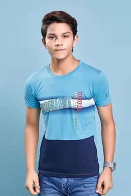 Boy's Typographic Print T-shirt 0124681112YRSTUR
