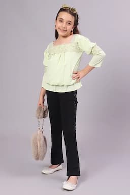 Girl's Polyester Embroidered Top (4 - 17 Yrs) 0153221011YRSLIGGRE