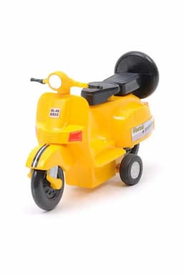 Baby Chetak Scooter Pull Back Toy (Yellow) 022661YEL